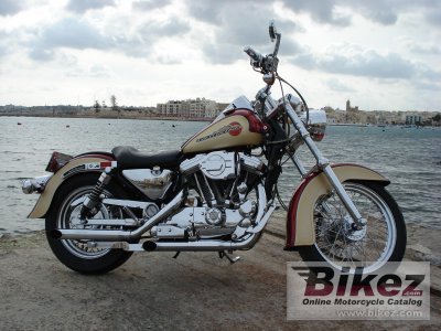 1989 Harley-Davidson XLH Sportster 883 Hugger photo